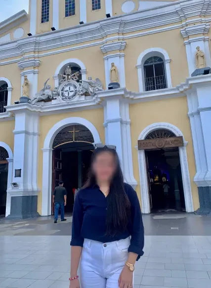 Alina, 24