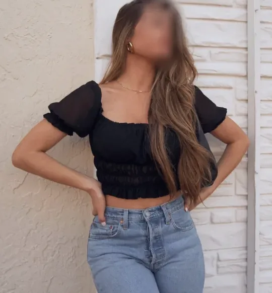Bettina, 34