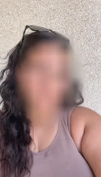 Celine, 22