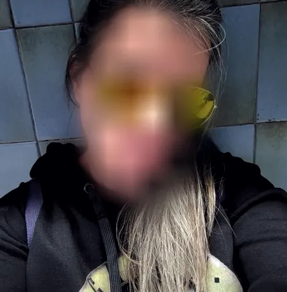 Isabella, 39