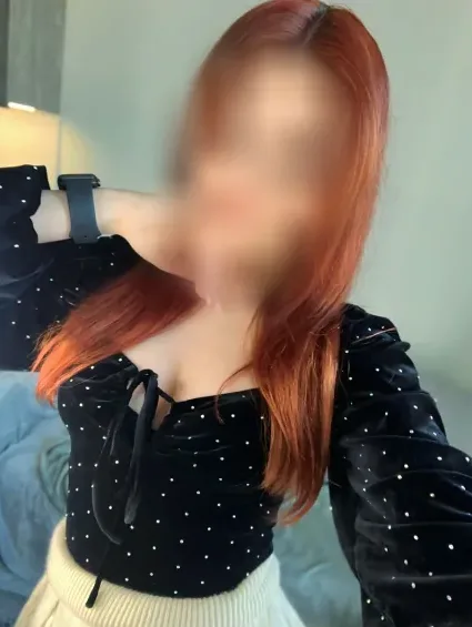 Isabella, 26