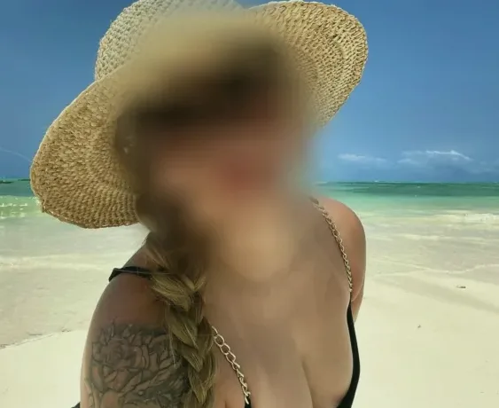 Lara, 20