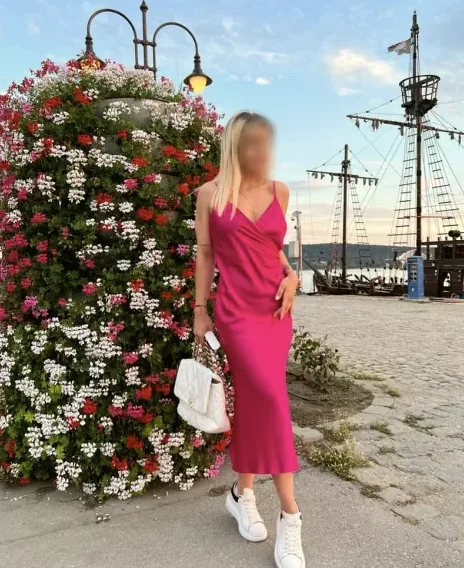 Maren, 29