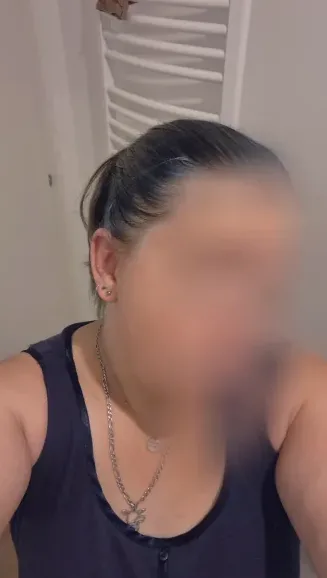 Marlene, 31